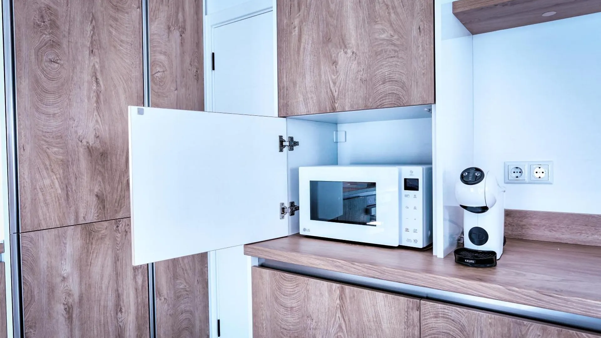 Vip Apartment Sea View Varna 0*,